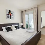 Sinfonia - 2br, Pool Apartament