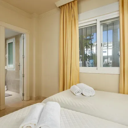 Sinfonia - 2br, Pool *