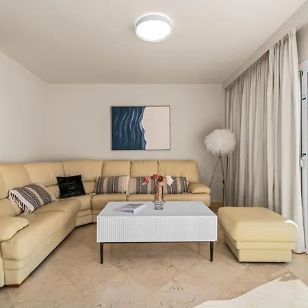 Sinfonia - 2br, Pool