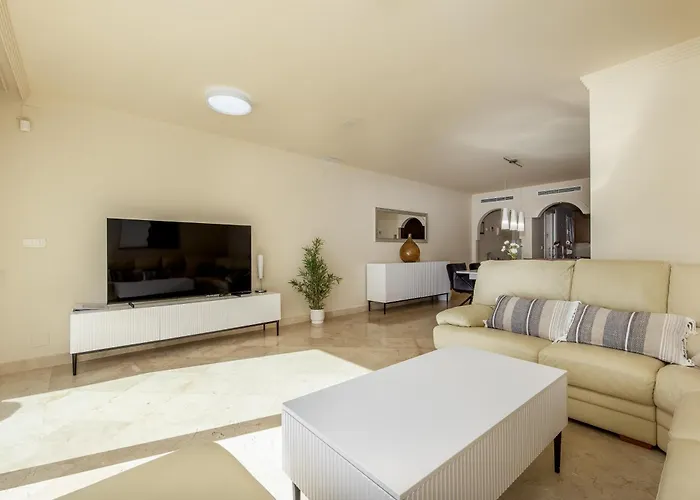 Sinfonia - 2br, Pool Εστεπόνα