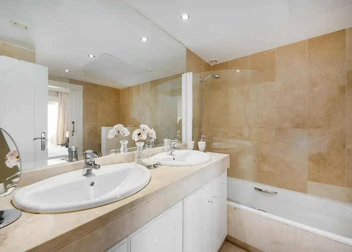 Sinfonia - 2br, Pool Εστεπόνα